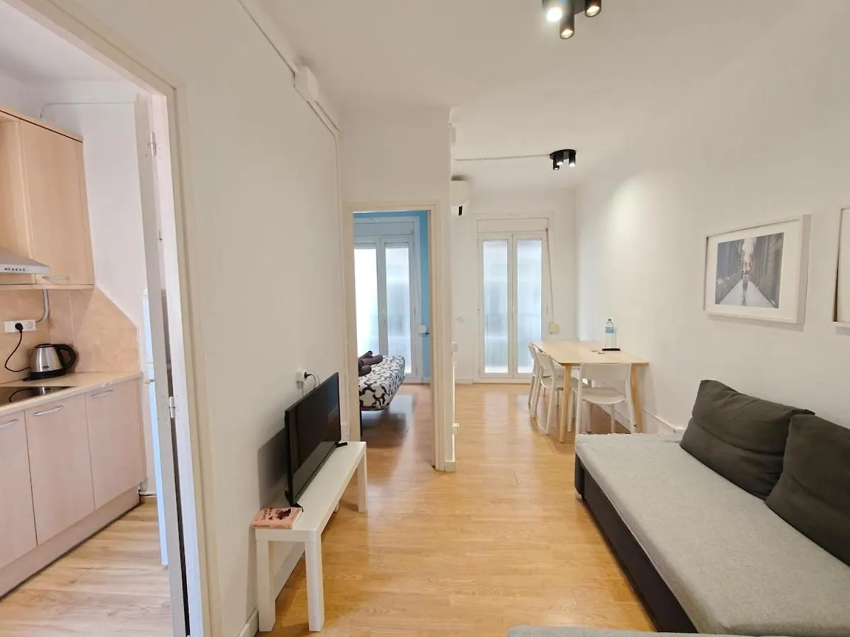 Lovely Apartment In Gracia Barcelona